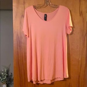 Agnes & Dora top